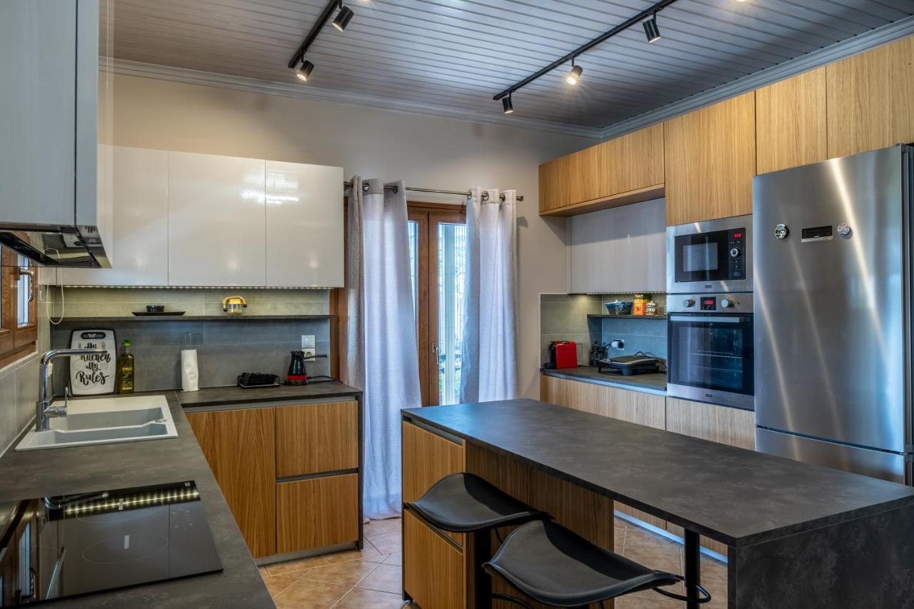 G.R Luxury Apartment Kalligoni Экстерьер фото