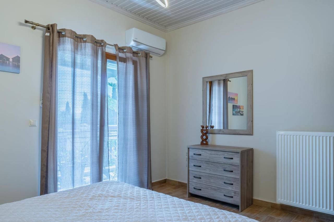 G.R Luxury Apartment Kalligoni Экстерьер фото